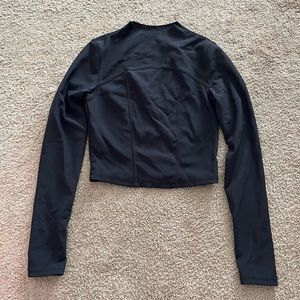 Laslulu S Black Athletic Cropped Long sleeve